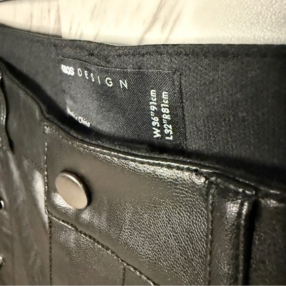 ASOS Slim Vegan Leather Front Lace Up Black Pants SZ 36x32 - Picture 6 of 7